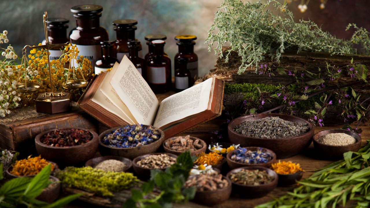 Unlocking-the-Secrets-of-Alchemy-The-22-Key-Symbols-and-Their-Meanings