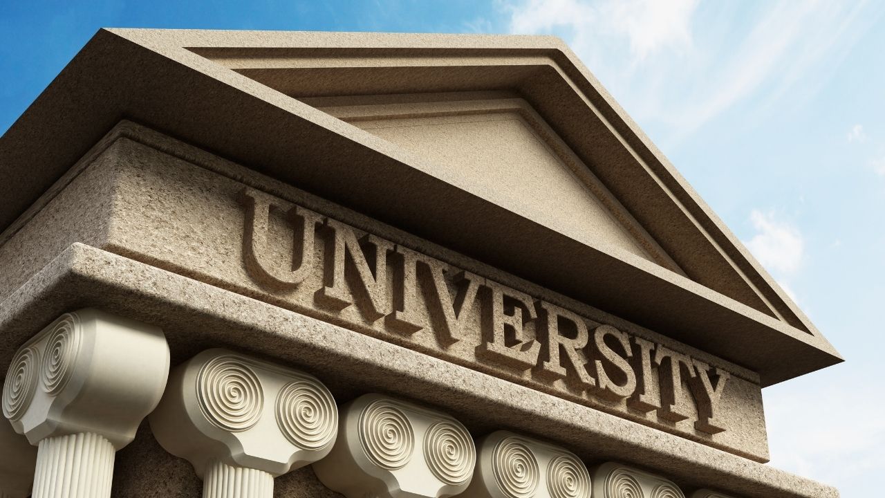 What Is a Public Ivy: Exploring High-Quality State Universities